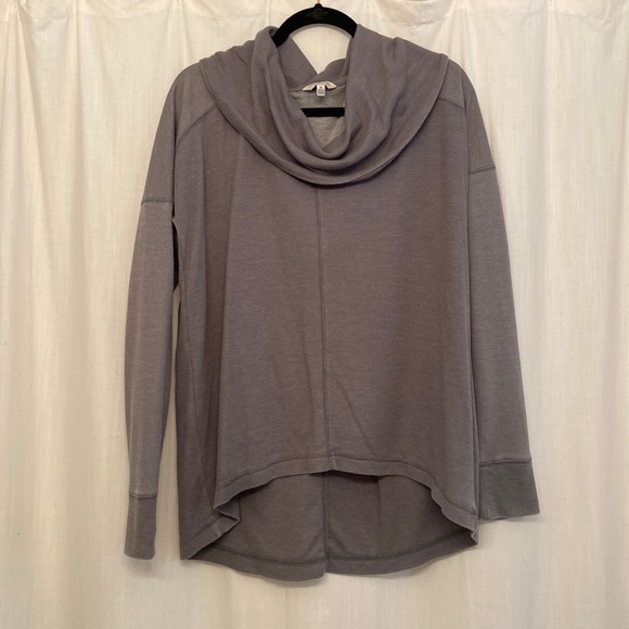 Lucky Brand gray high to low top, waffle fabric. Worn twice, good condition! - Picture 1 of 10